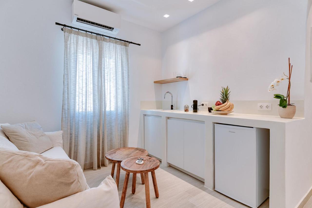 Ardilia Cosy Apartments Antiparos Town Екстериор снимка